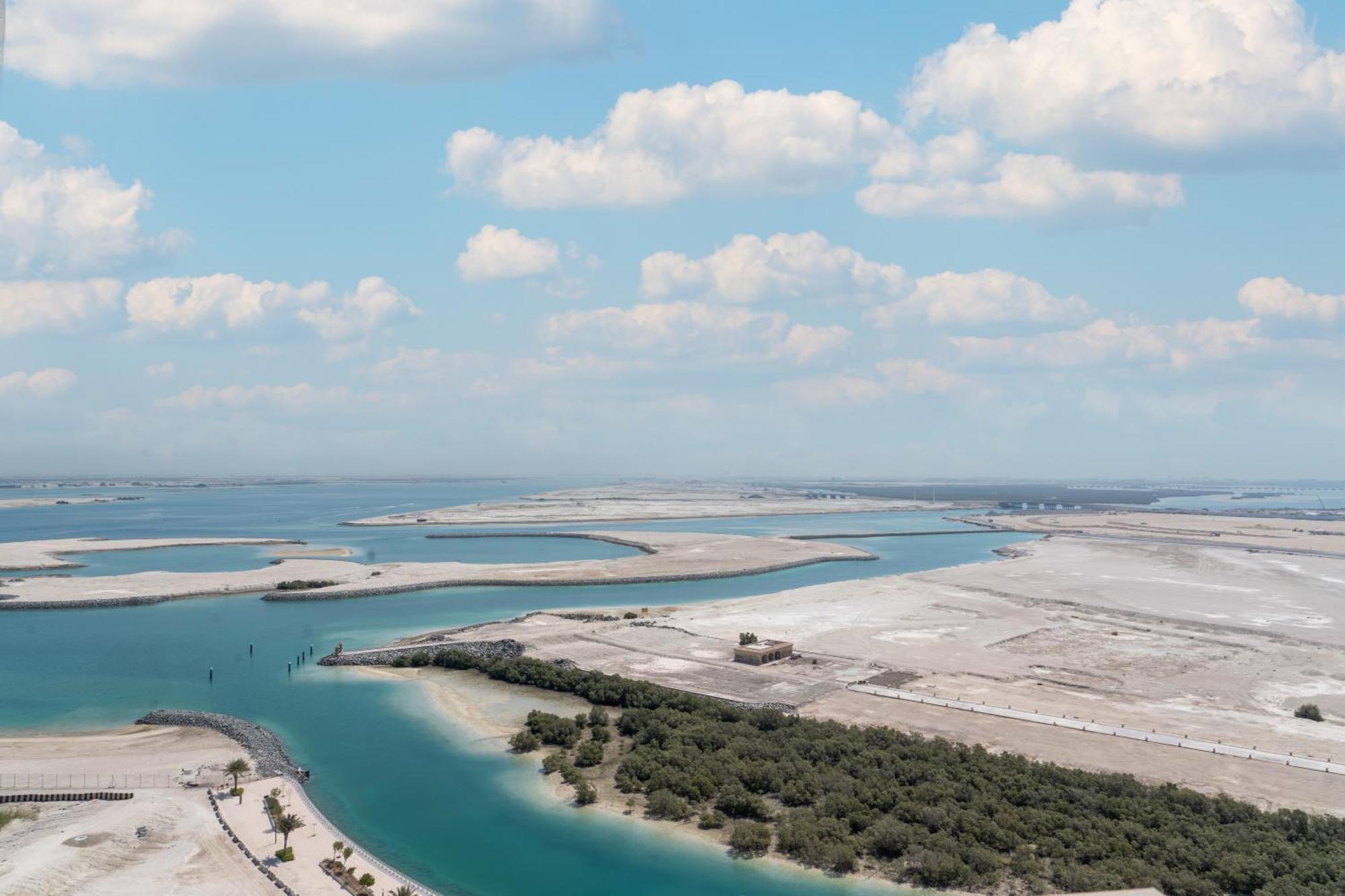 Upscale 2br With A Complete View Of The Sea On Al Reem Island Abu Dhabi